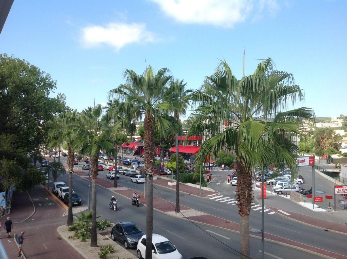 F2 Immeuble Les Pieds Dans L'Eau Daire Villeneuve-Loubet Dış mekan fotoğraf