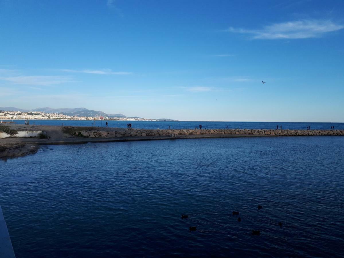 F2 Immeuble Les Pieds Dans L'Eau Daire Villeneuve-Loubet Dış mekan fotoğraf